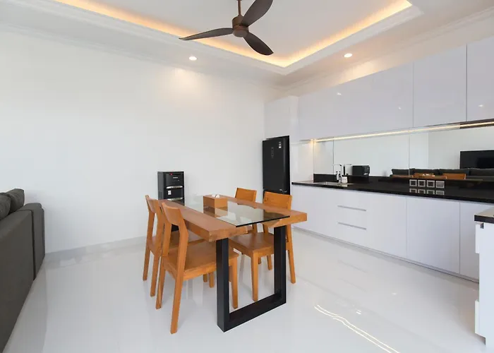 Villa Mia - Boutique - I