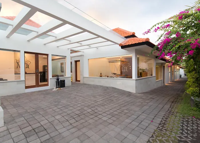 Mia - Boutique - I * Seminyak (Bali)